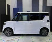 比亚迪K-Car实车图！活似一个“剁椒鱼头”，配侧滑门